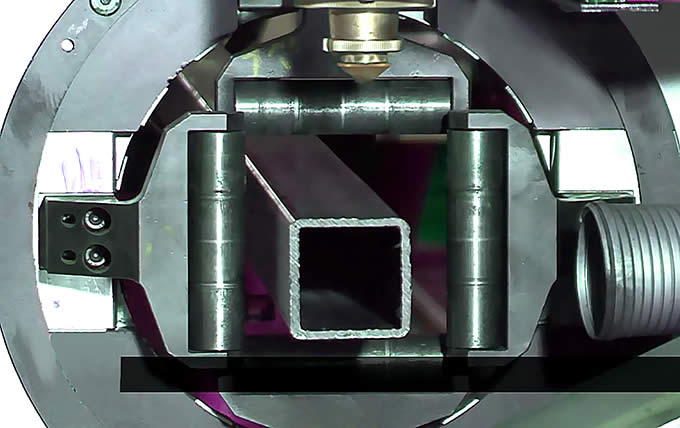 soco -AUTOMATIC PROFILE CLAMPING